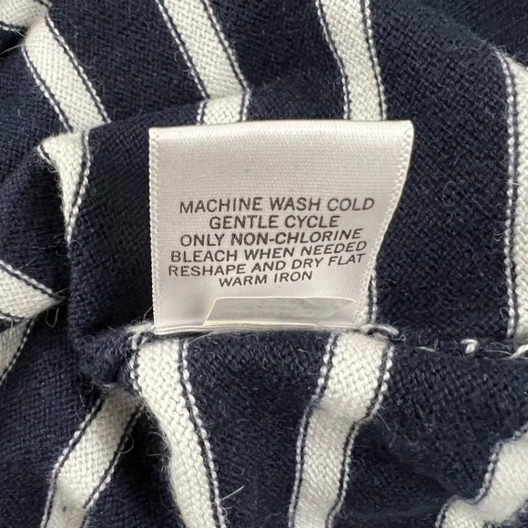 XS Banana Republic Stripped Nautical Sweater Navy/White - Picture 8 of 11